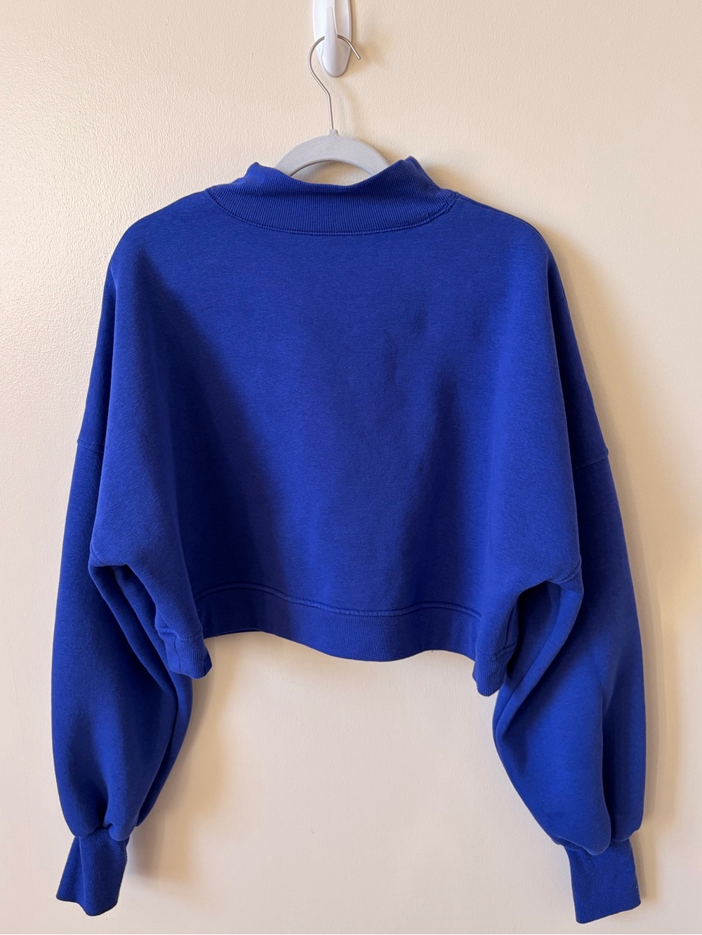Blogilates Cropped Mock Neck Sweatshirt M - Picture 4 of 7